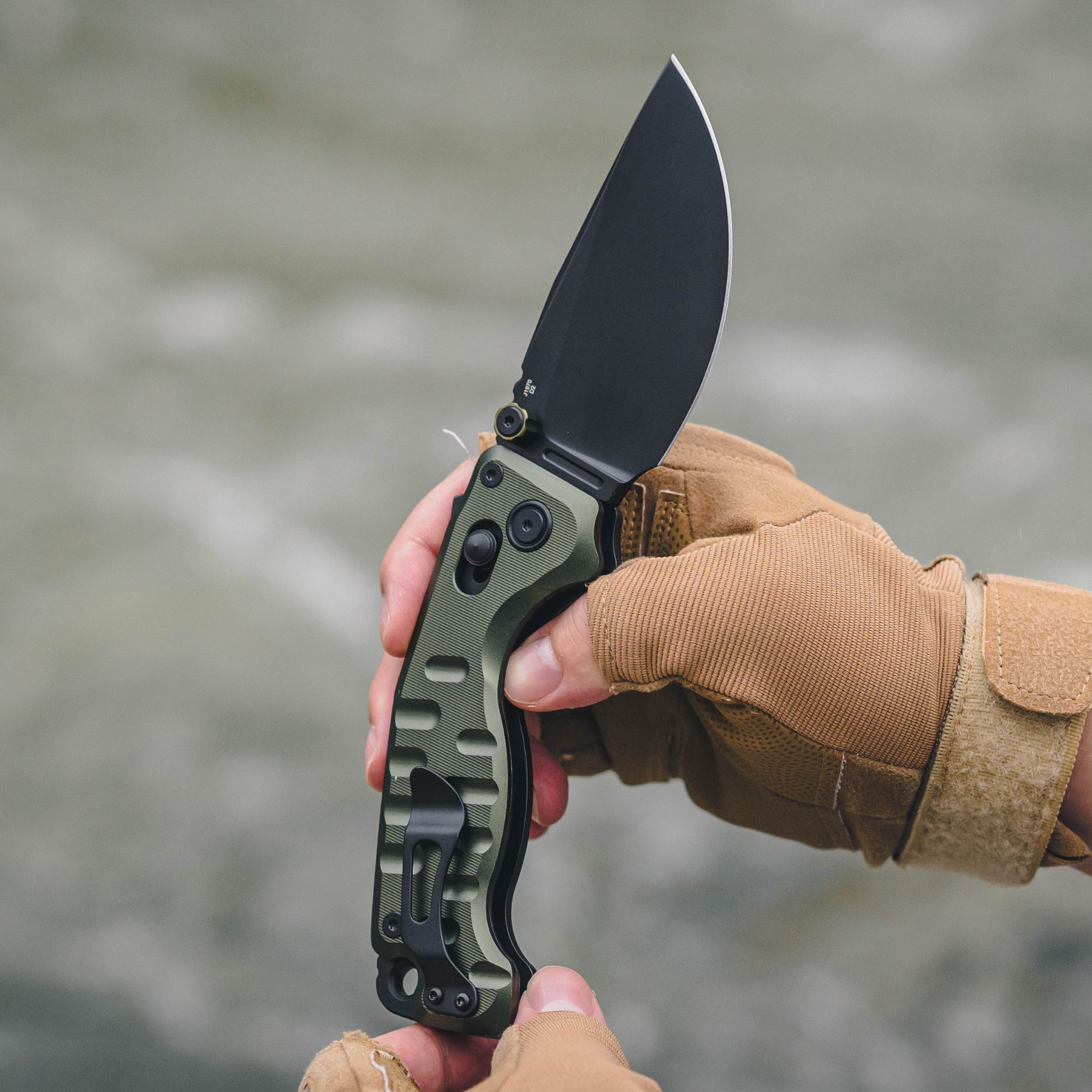 CJRB Doubletap Thumb Stud & Recoil Lock V2 Tatical Knife Green 7075-T6 Aluminum Handle(3.86'' D2 Black PVD Coating Blade) J1970-BAL (Exclusive)