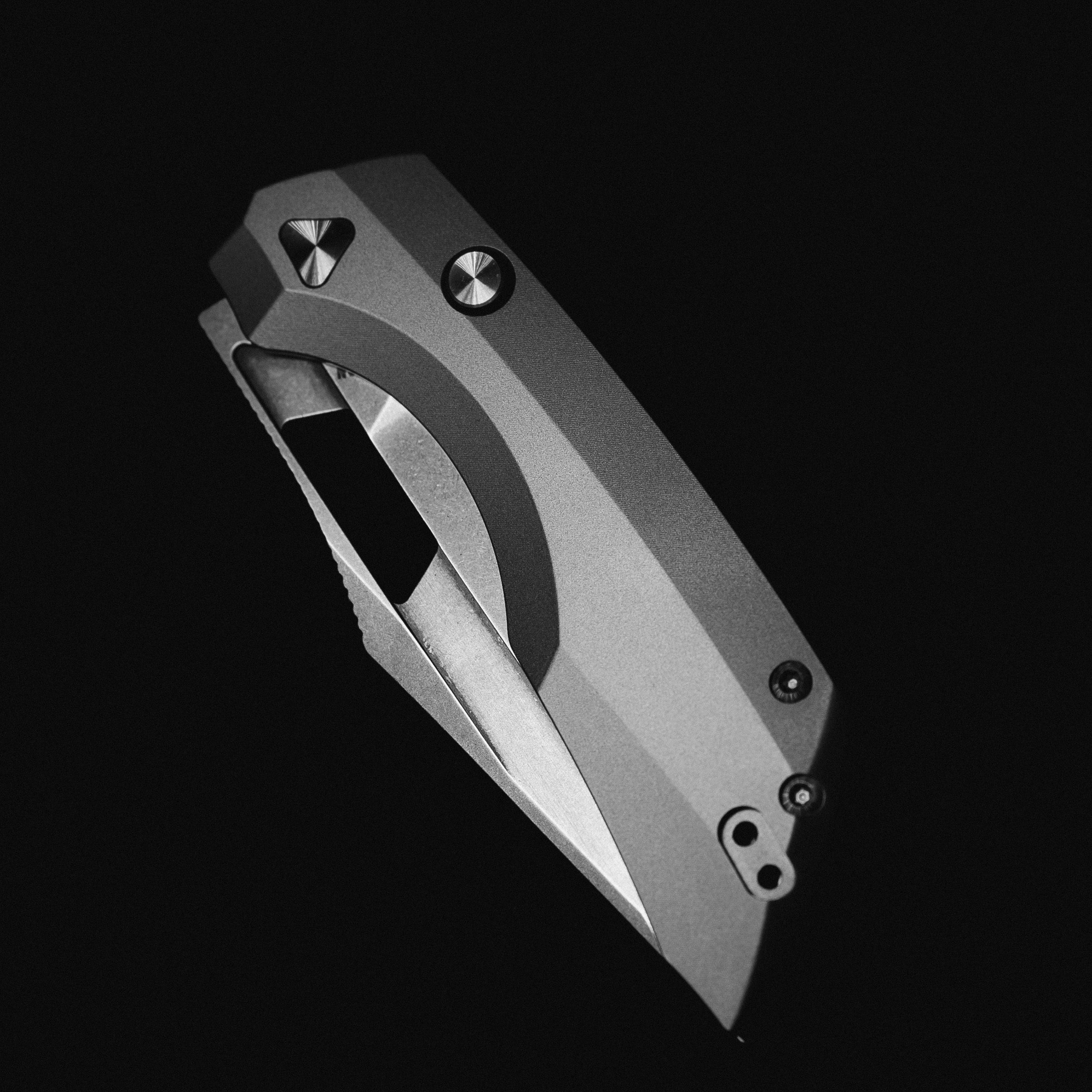 ArtisanCutlery Mousebird Thumb Hole Top Liner lock Lock EDC Knife Titanium Handle Titanium Clip(3'' S35VN Stone Wash Blade ) 1889G-GY