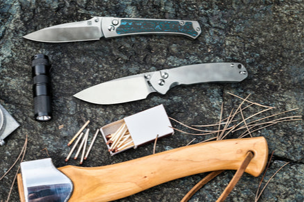 Choose the Perfect Knife Handle Material: Natural, Synthetic, Metallic or Hybrid?