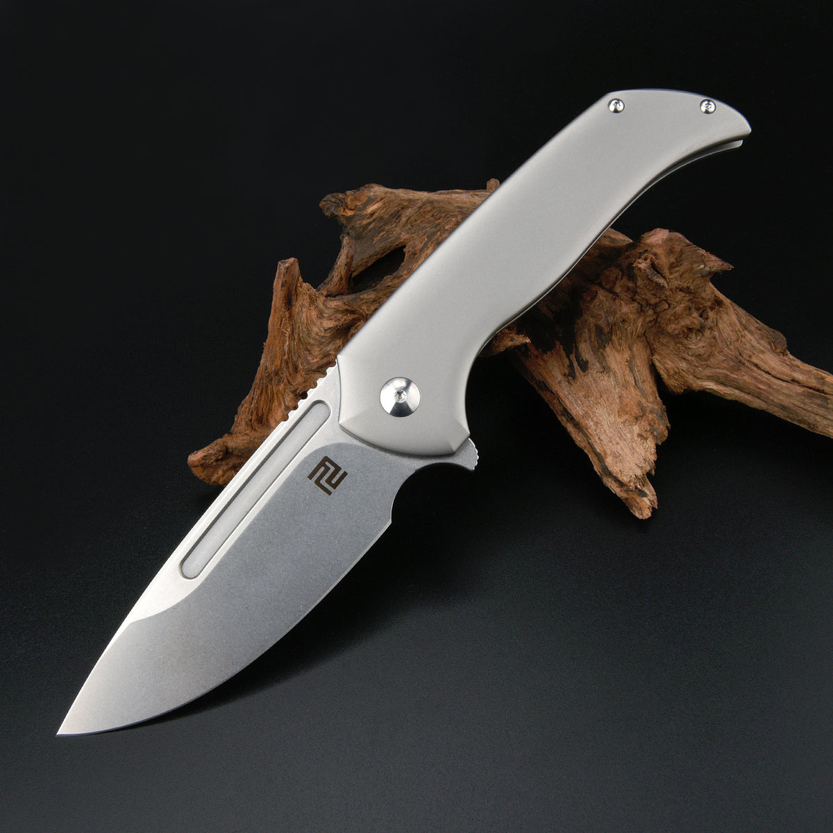 Artisan Cutlery Shark ATZ-1707G - S35VN Blade, Titanium Handle