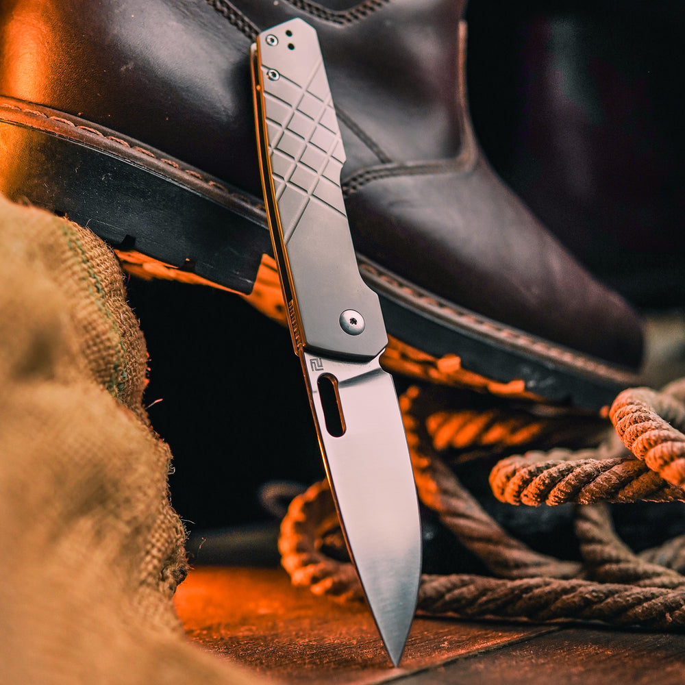 Building the Gambit: Blasted Bishop