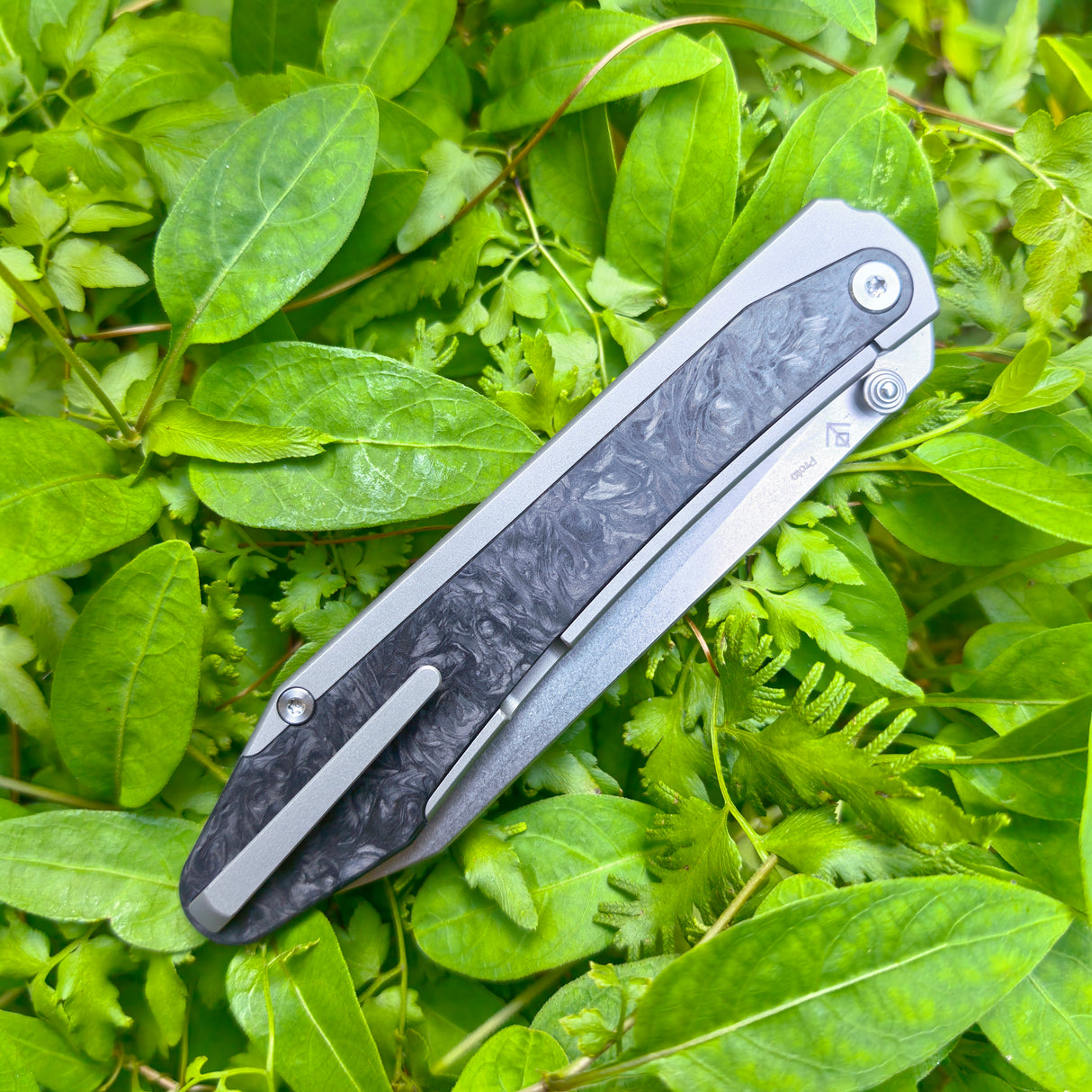 ArtisanCutlery  M14-V1 ATZ-1886G S35VN Blade Titanium and Carbon Fiber Handle Folding Knives(PROTOTYPE)