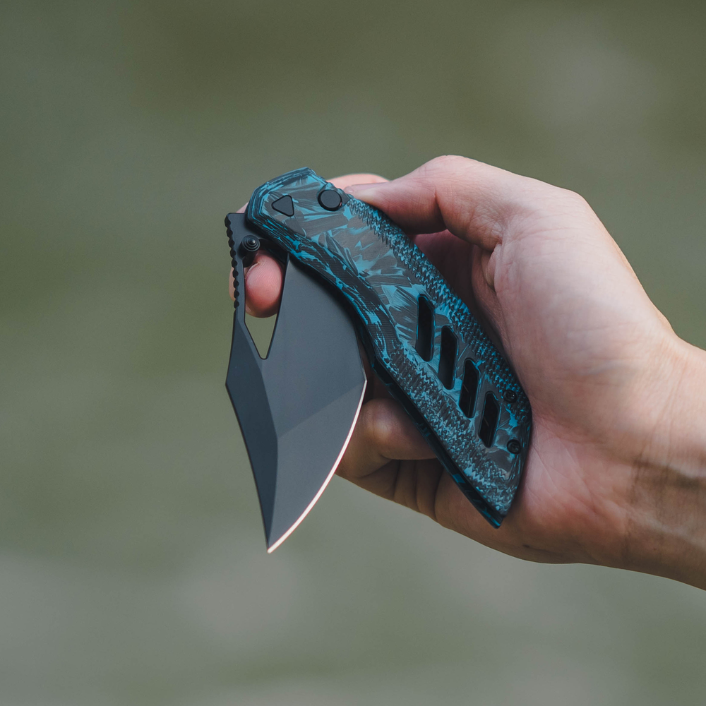 ArtisanCutlery Dark Wing Thumb Hole & Front Flipper Top Liner Lock EDC Knife Carbon Fiber(Glow in the dark) Handle(3.63'' CPM S90V Black PVD Coating Blade ) 1887G-GDBU