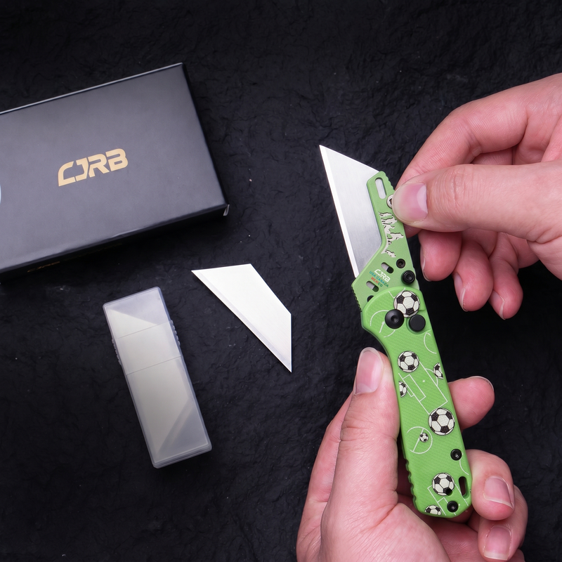 CJRB Boxer J1967 G10 Handle Folding Utility Knife, with 10 Extra Blades, Soccer Field Green Edition (Exclusive) J1967-GWC