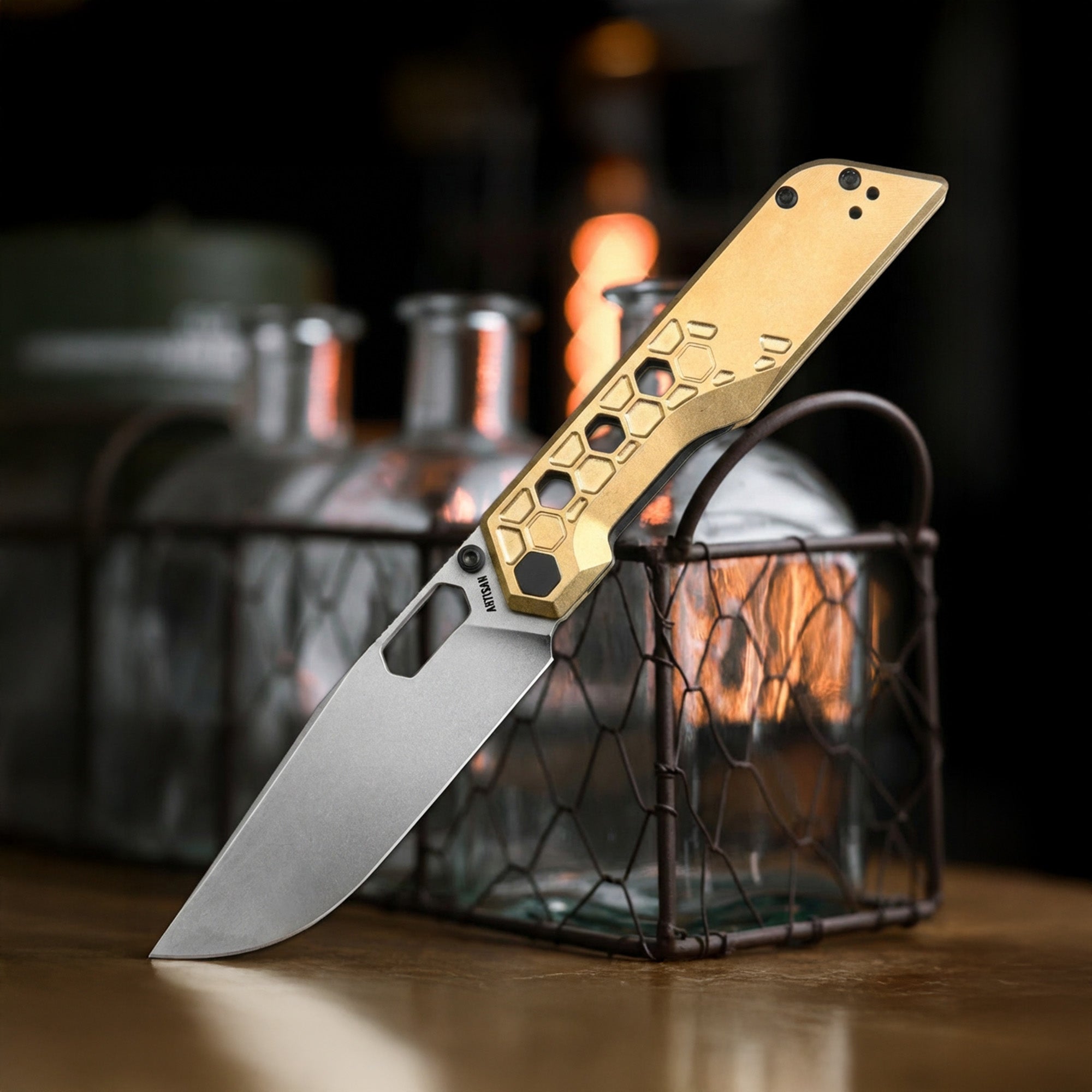 Artisan Cutlery Beest Liner Lock Front Flipper&Thumbs Hol