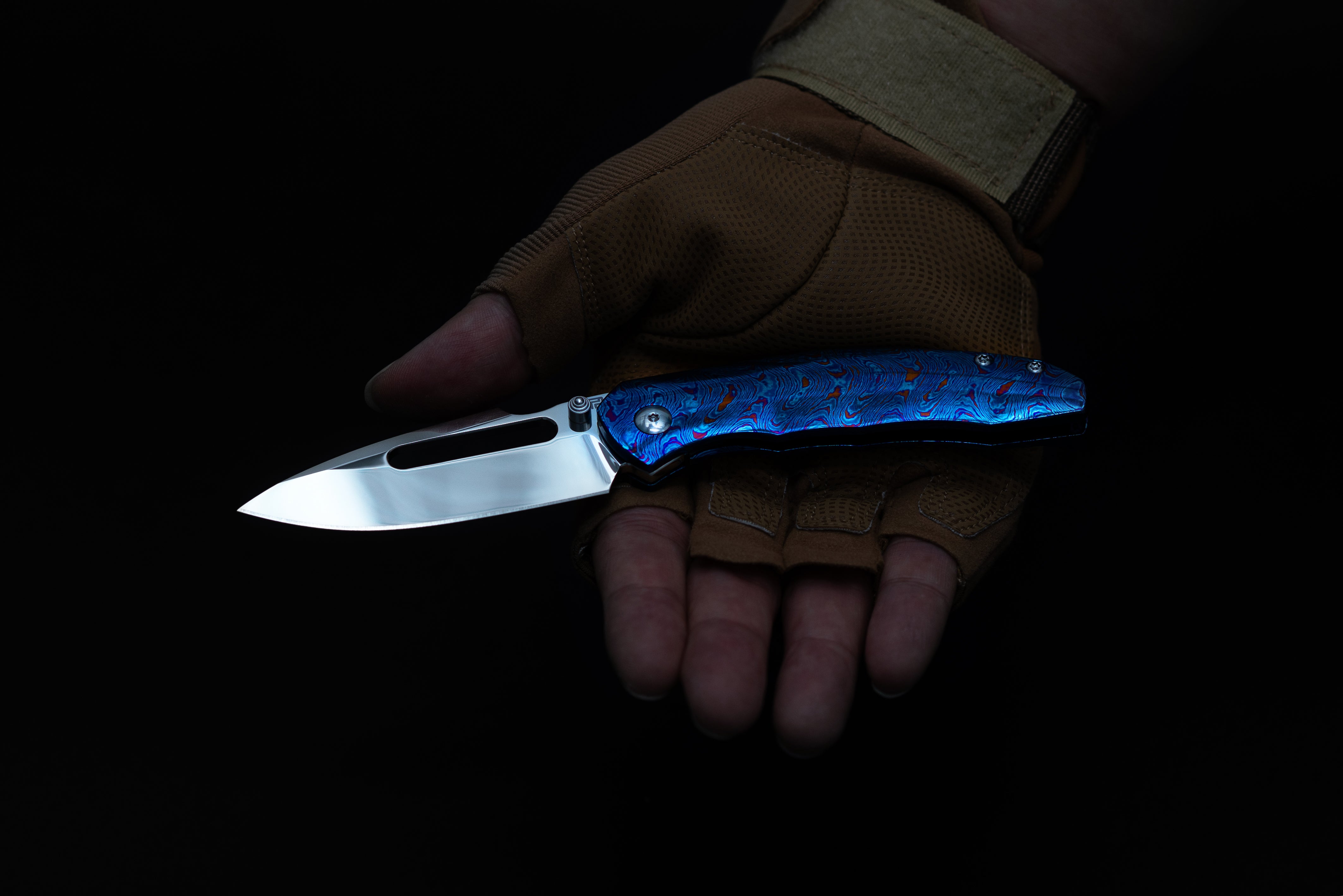 Artisan Cutlery 折りたたみナイフ Boa フレームロック グリーン