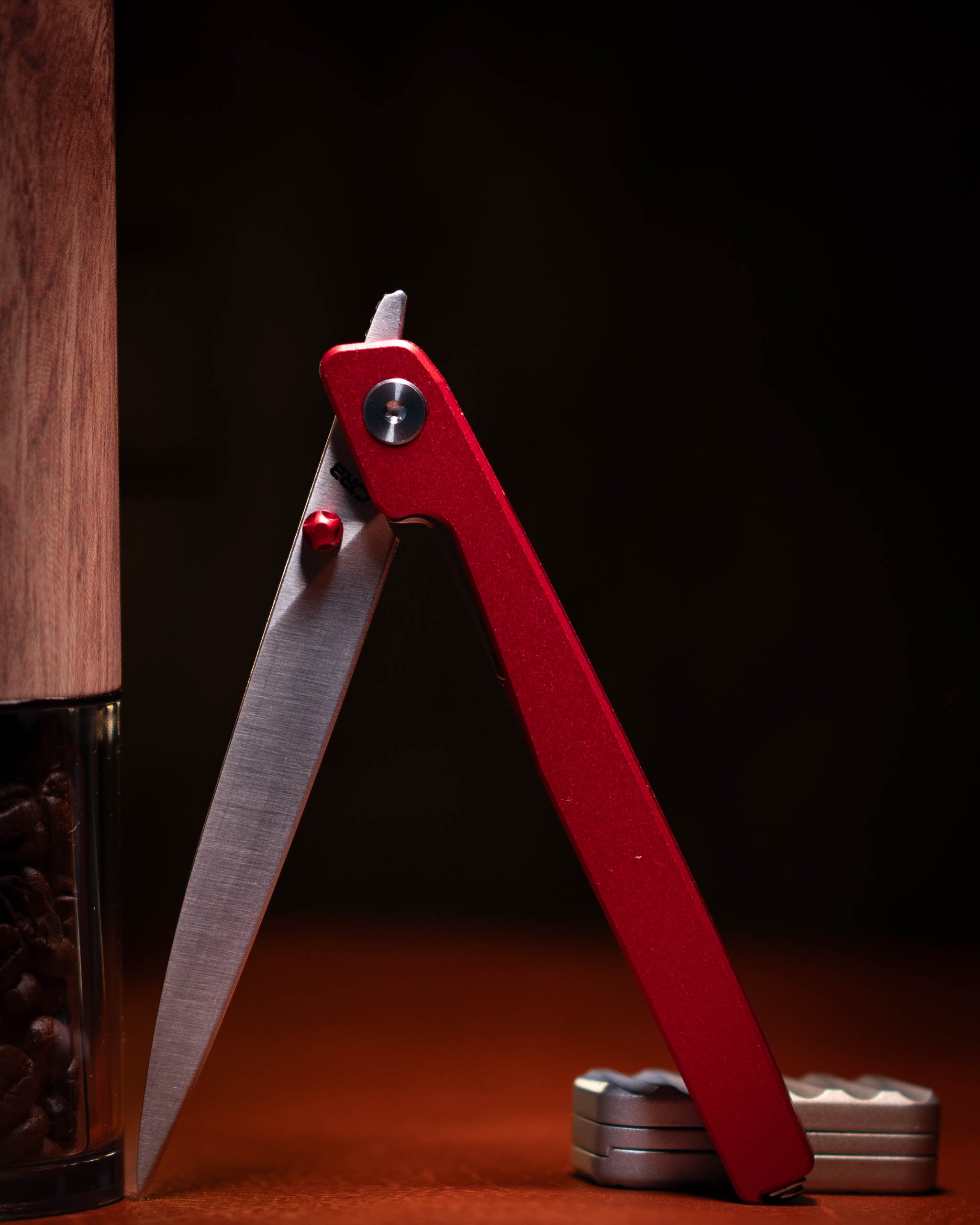 CJRB Lanky Thumb Stud & Liner Lock Knife Red Aluminum Handle (3.58'' Sandvik 14C28N Sand Polish Blade) J1965-RE (Exclusive)