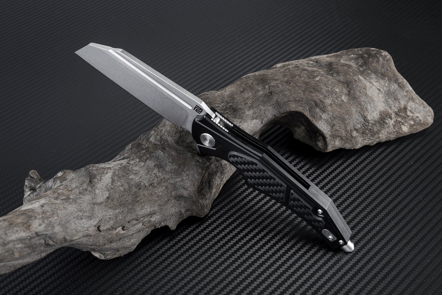 Artisan Cutlery Apache Nomad ATZ-1813P D2 Blade Aluminum Handles with Carbon Fiber Onlays Folding Knives