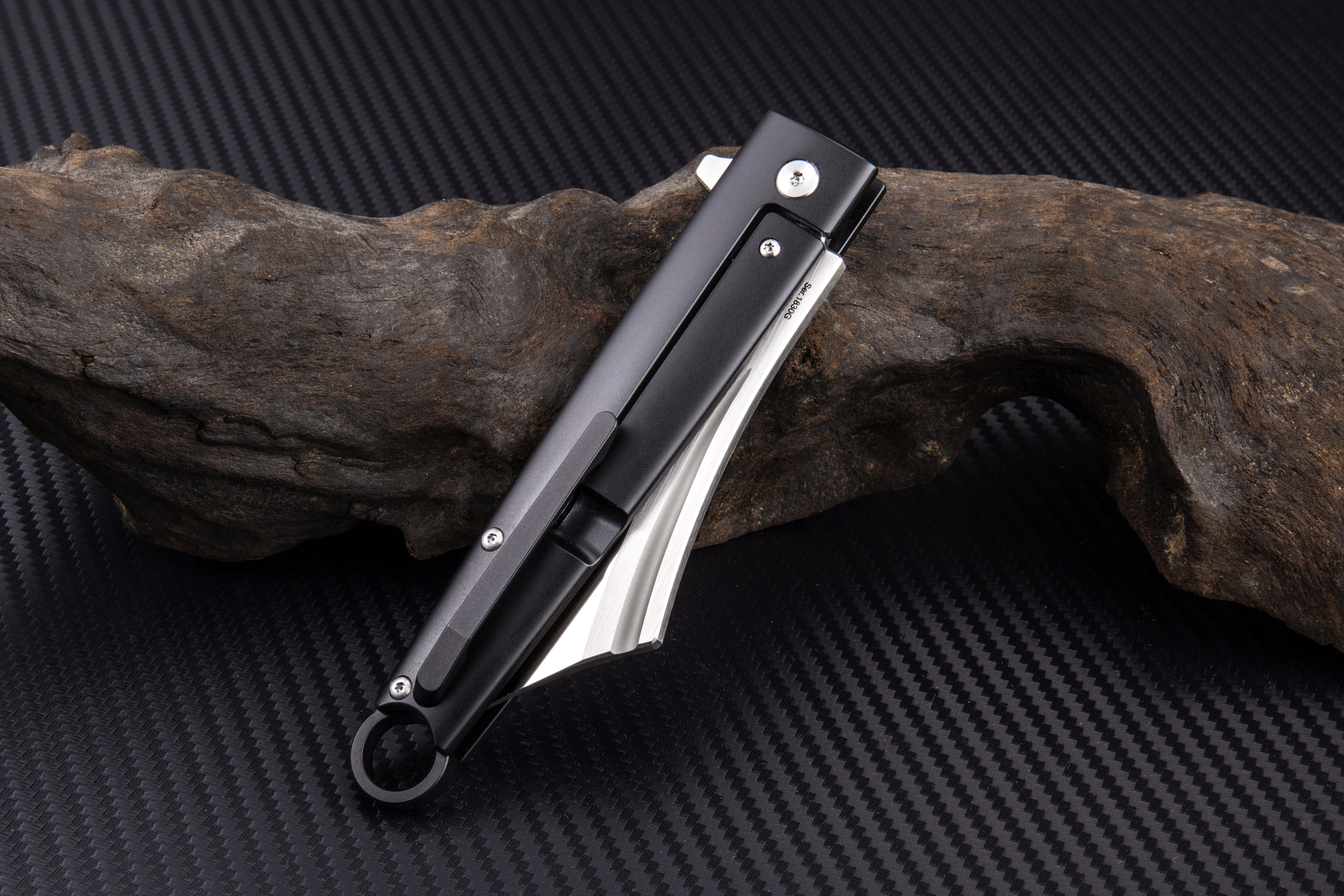 Artisan Cutlery Cutlass ATZ-1830G - S35VN Blade, Titanium