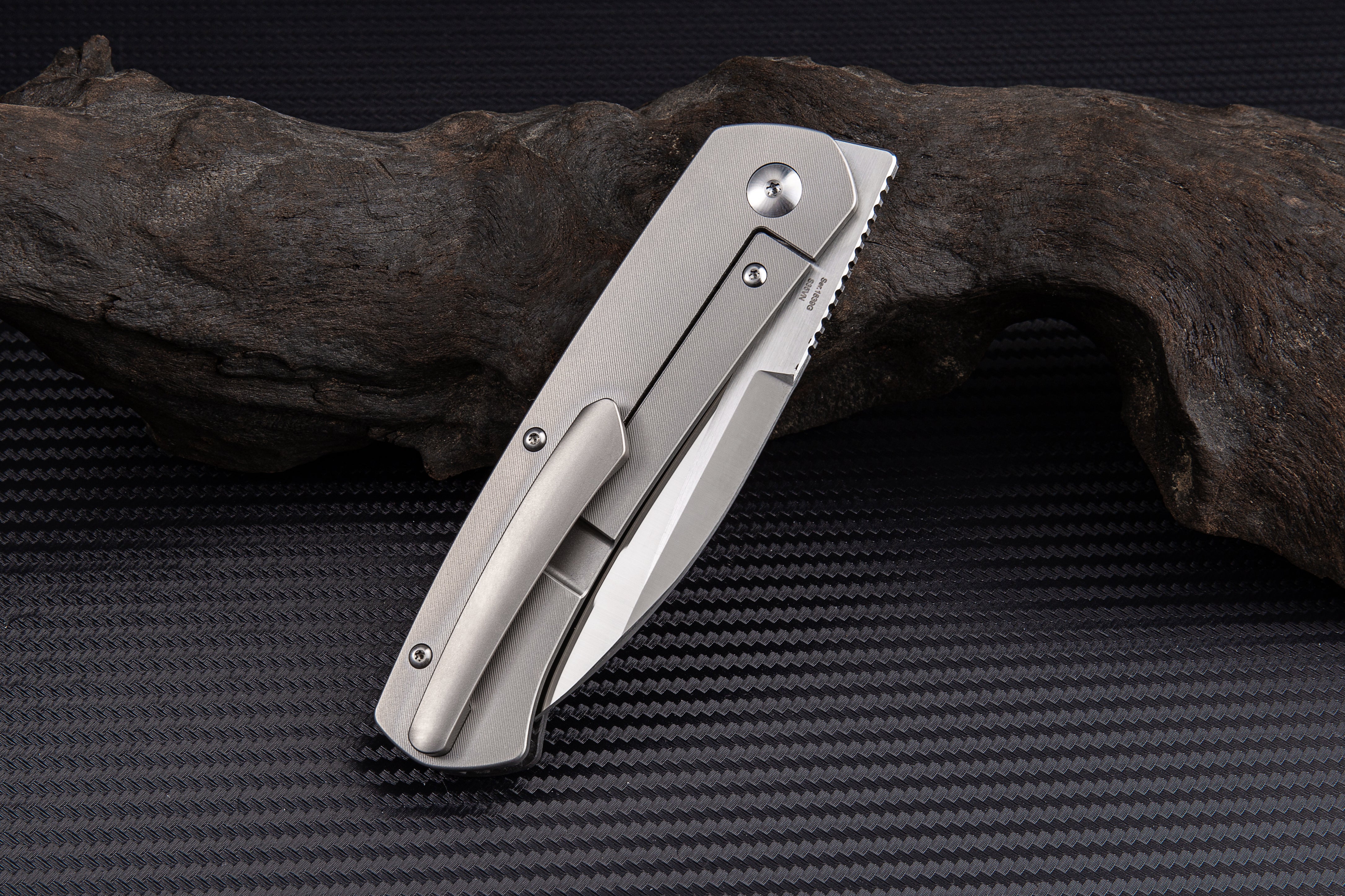 Artisan Cutlery Centauri ATZ-1839G: Titanium Folding Knives