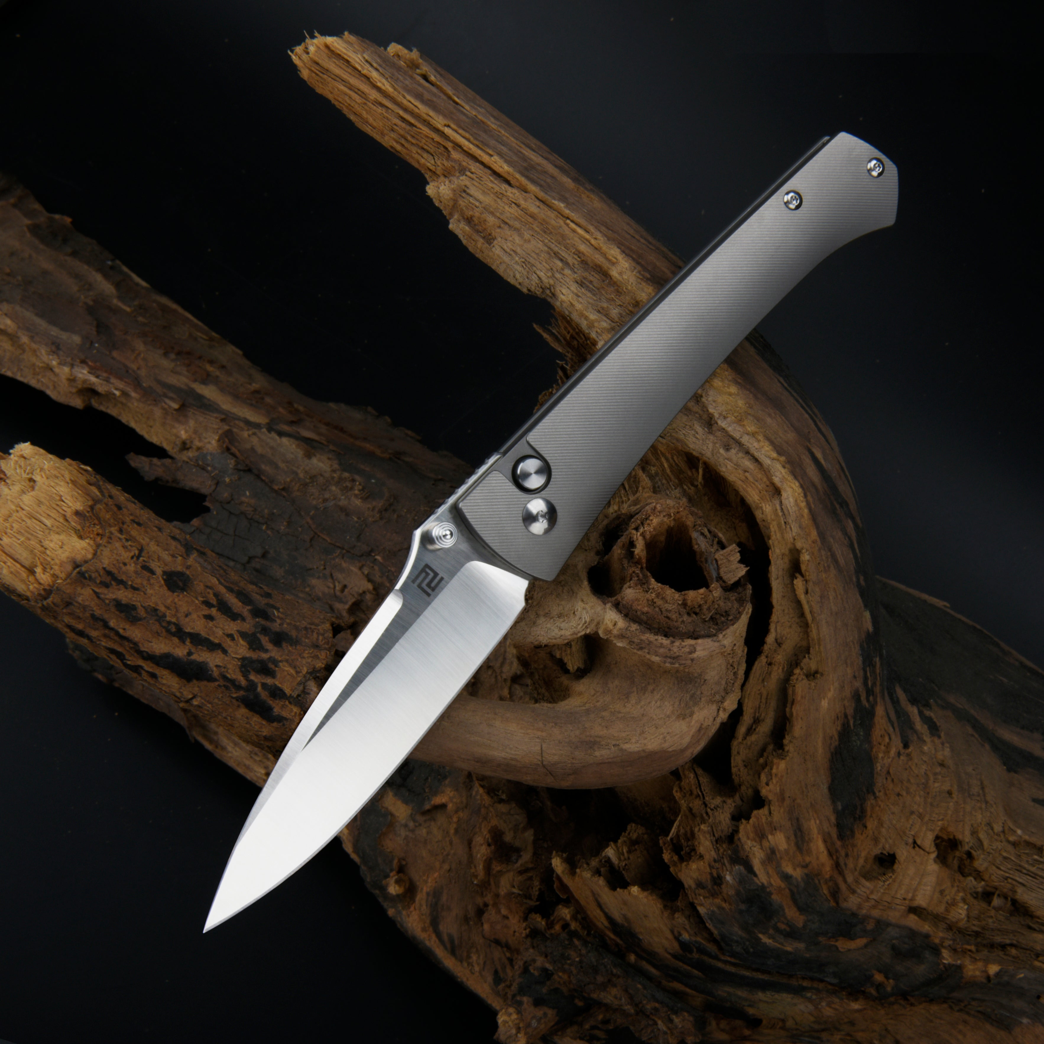 Artisan Cutlery Andromeda 1856G S35VN Blade Titanium Hand