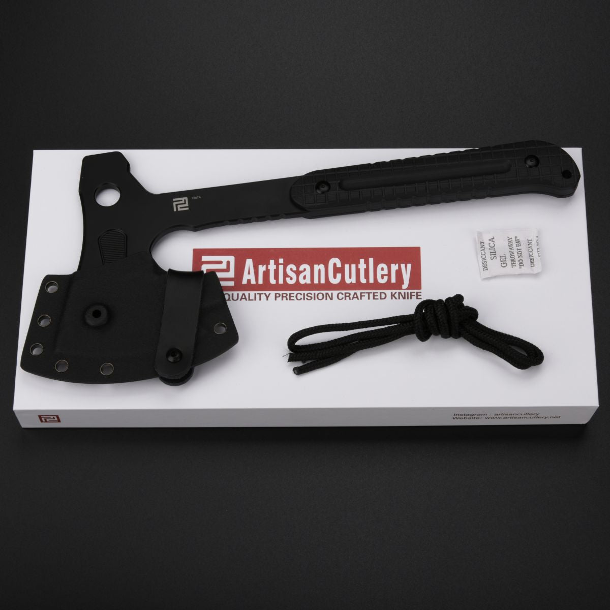 Artisan Cutlery Nebulax ATZ-1857A Stainless Steel Blade G10 Handle